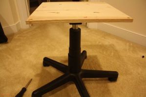 http://www.instructables.com/id/How-to-Turn-Junker-Car-Seats-into-Beautiful-Office/?ALLSTEPS